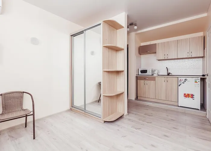 Near Deribasovskaya 3*