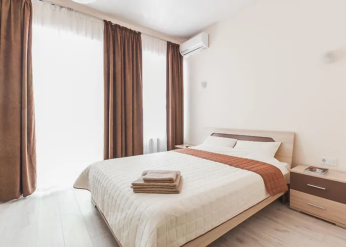 Near Deribasovskaya 3*